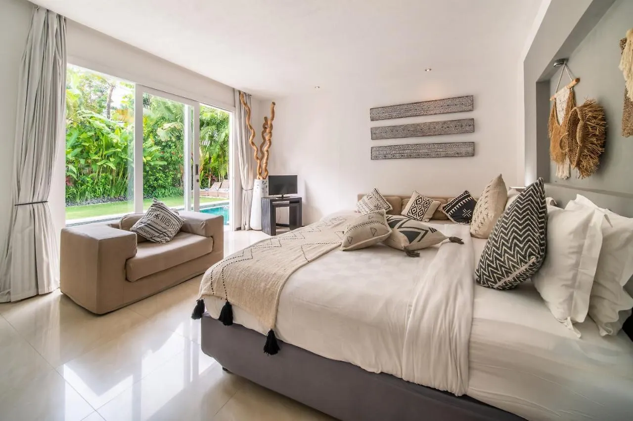 Villa Khanphi Seminyak  Seminyak (Bali)